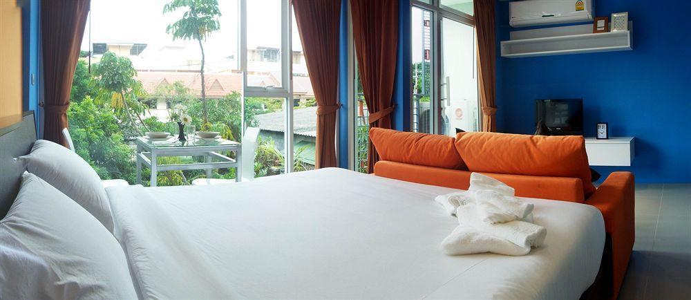 Hotel La Casa Pattaya Esterno foto