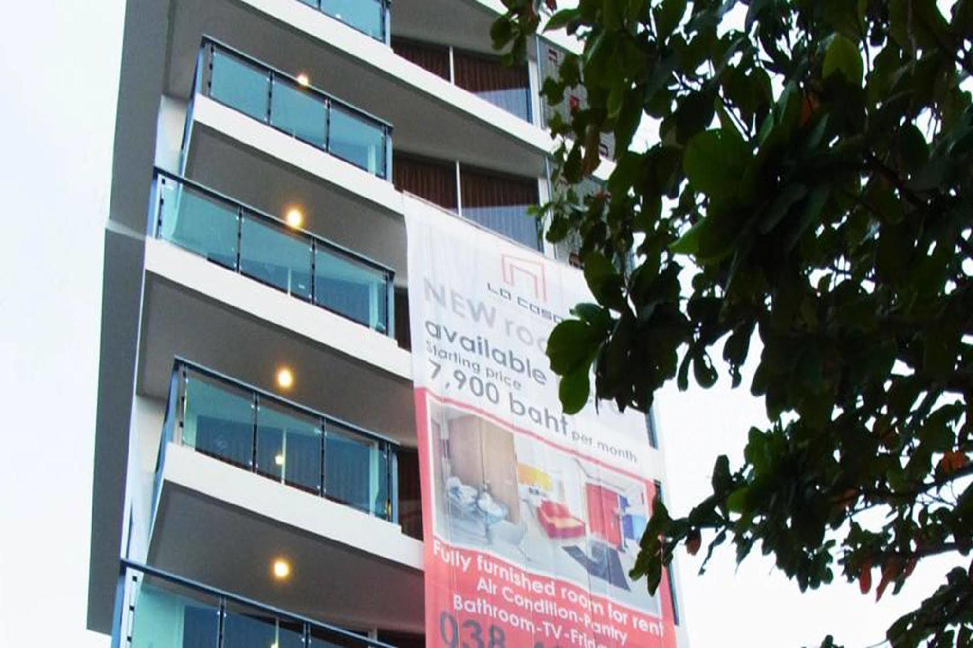 Hotel La Casa Pattaya Esterno foto