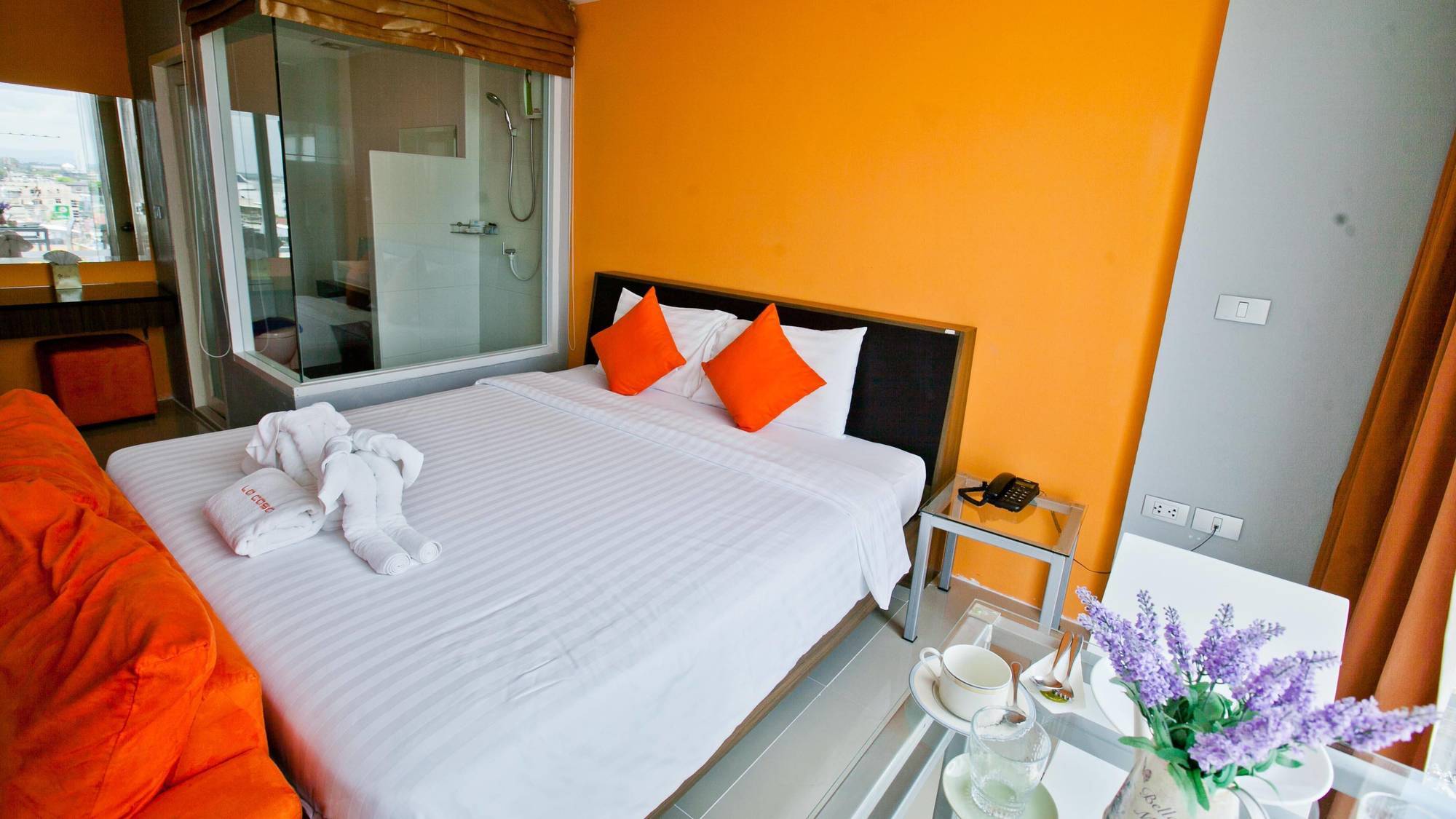 Hotel La Casa Pattaya Esterno foto